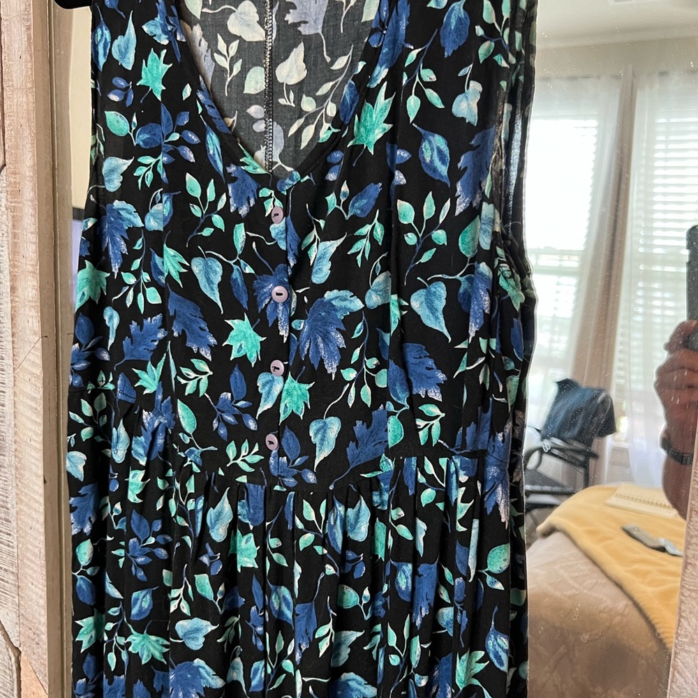 Floral Sleeveless Dress
